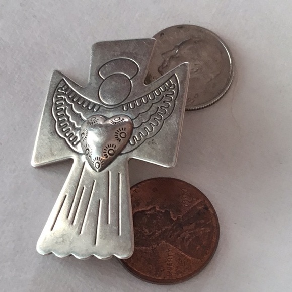 2.  925 Stamped Sterling Silver Angel Vintage Carolyn Pollack Pendant Pin - Picture 3 of 3